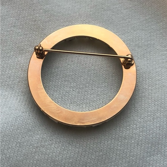 Beautiful Round Circle Design Vintage ESTATE Brooch - Picture 4 of 4